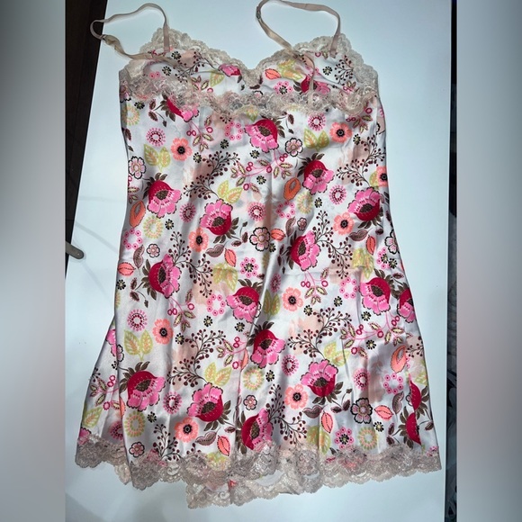Victoria's Secret Other - VS Sleepgown